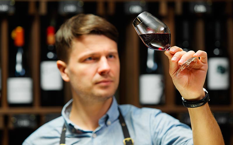 Comment déguster le vin dans de bonnes conditions