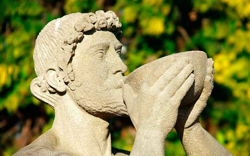 Histoire de Vin : Statue de Dyonisos