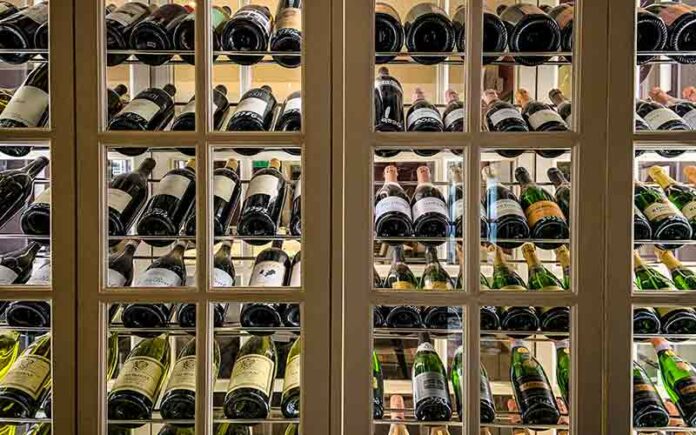 Vie d'Oc lance le premier site internet de vente de vin qui permet la dégustation