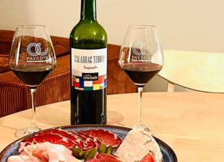 À la découverte des cépages : le tempranillo Découvrez le Calamiac Terroir Tempranillo du Domaine Combe Blanche en Pays d'OC IGP