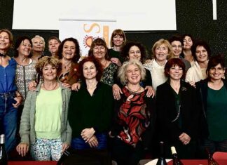 Dîner pour Donner Les Vinifilles président Dîner pour Donner et récompensent une étudiante en sommellerie