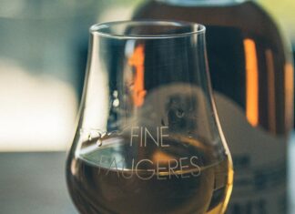 L’AOP Faugères dévoile une sélection de vins inédite qui célèbre son engagement collectif La Fine Faugères, le secret bien gardé du faugérois