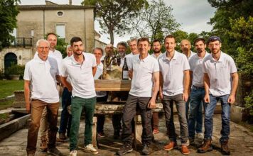 L’AOP Languedoc Sommières dévoile sa nouvelle identité : « La Pépite du Languedoc » Les vignerons de l’AOP Languedoc Sommières dévoilent une nouvelle identité : « La Pépite du Languedoc »