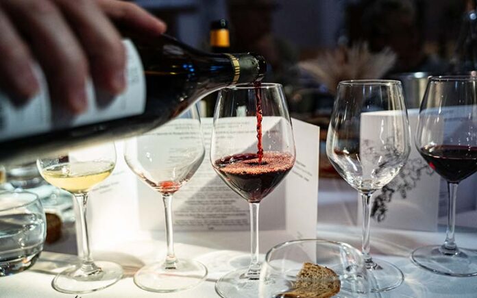 degustation-vin-regalades-montpeyroux Dégustation de vins aux Régalades de Montpeyroux