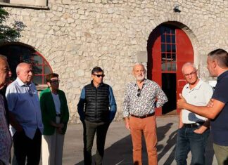 La vigne face aux défis du climat : la tournée des caves de l’Hérault Kleber Mesquida en tournée dans les caves viticoles de l'Hérault